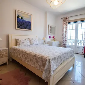 https://charm-apartment-t2-al-with-big-terrace-albufeira.hotelaalgarve.com